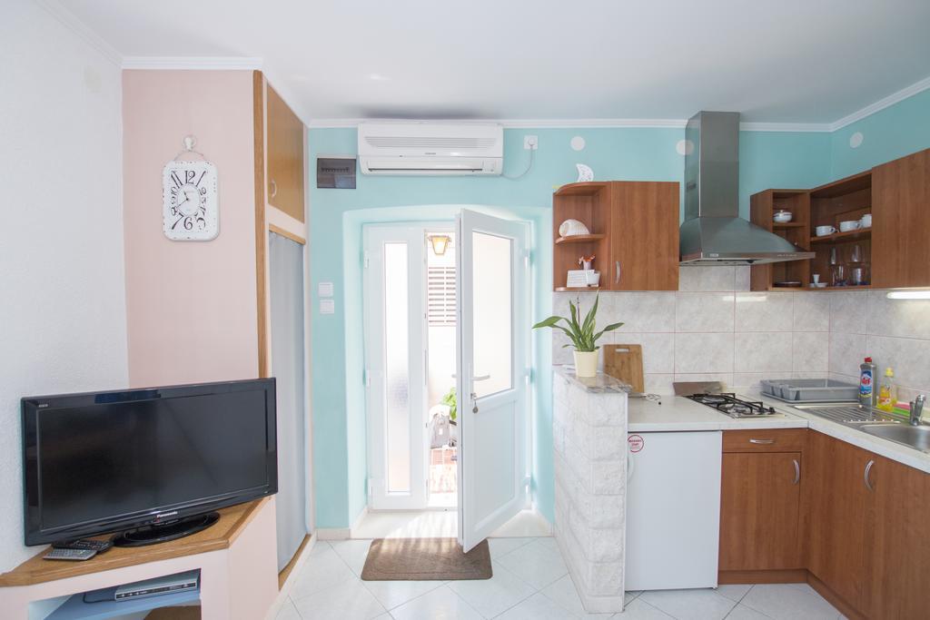 Radovcic Apartments And Rooms Trsteno Εξωτερικό φωτογραφία
