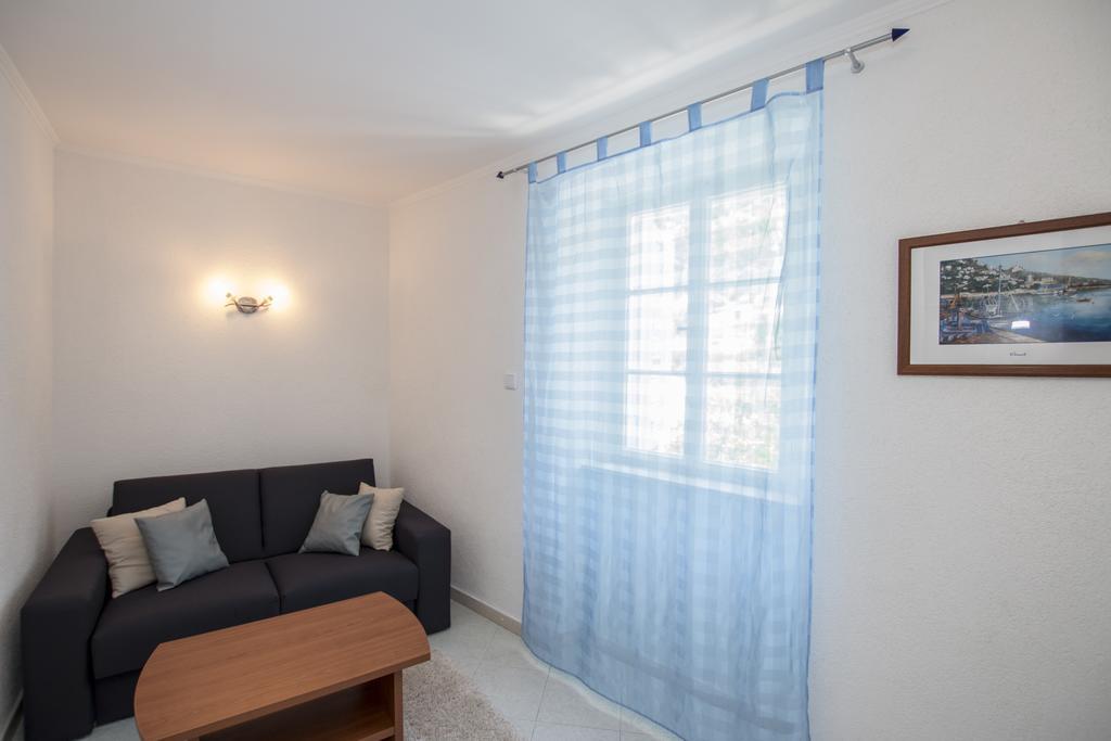 Radovcic Apartments And Rooms Trsteno Εξωτερικό φωτογραφία