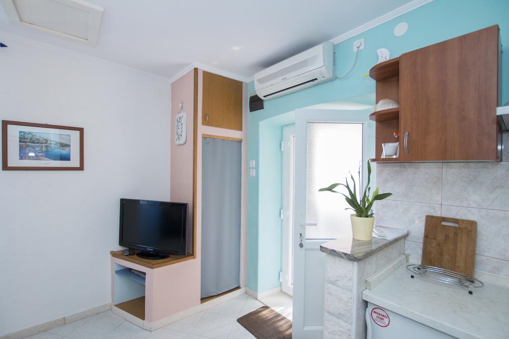 Radovcic Apartments And Rooms Trsteno Εξωτερικό φωτογραφία