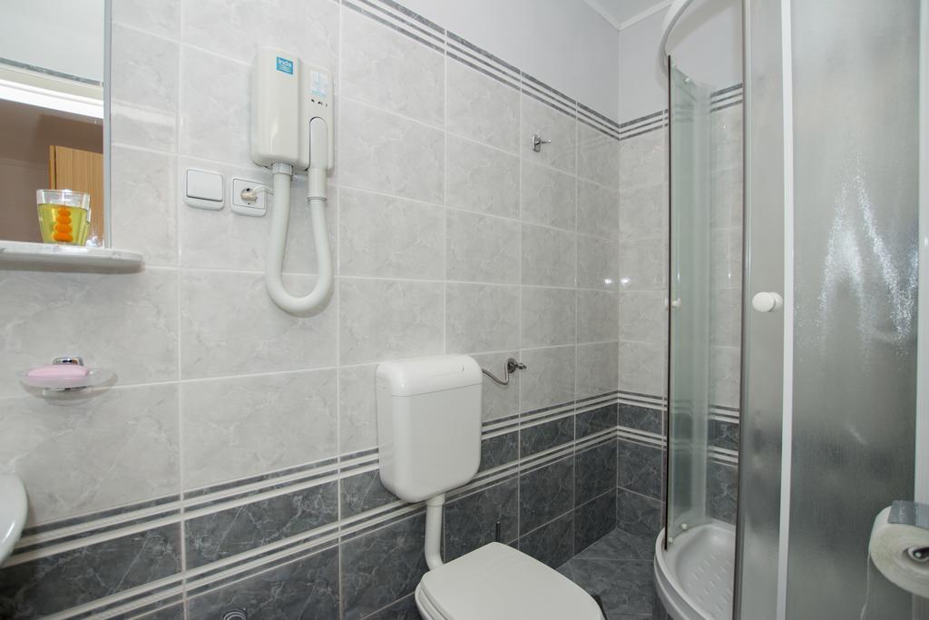 Radovcic Apartments And Rooms Trsteno Εξωτερικό φωτογραφία