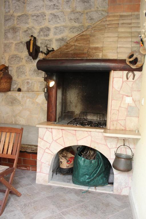 Radovcic Apartments And Rooms Trsteno Εξωτερικό φωτογραφία