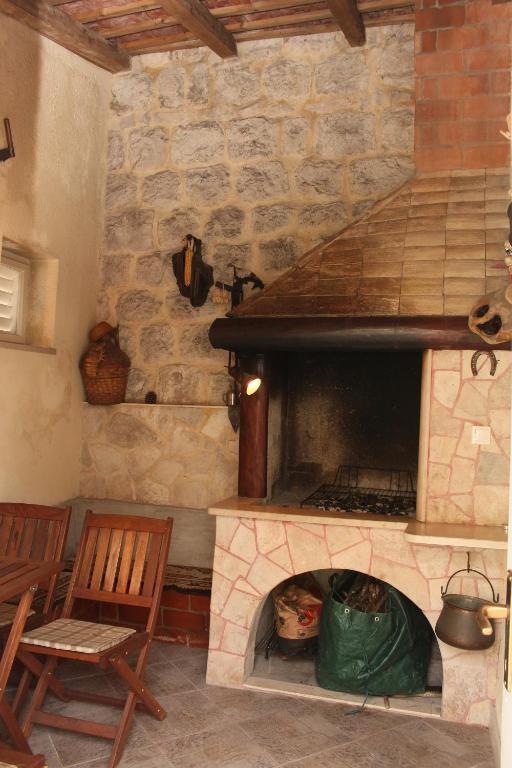 Radovcic Apartments And Rooms Trsteno Εξωτερικό φωτογραφία