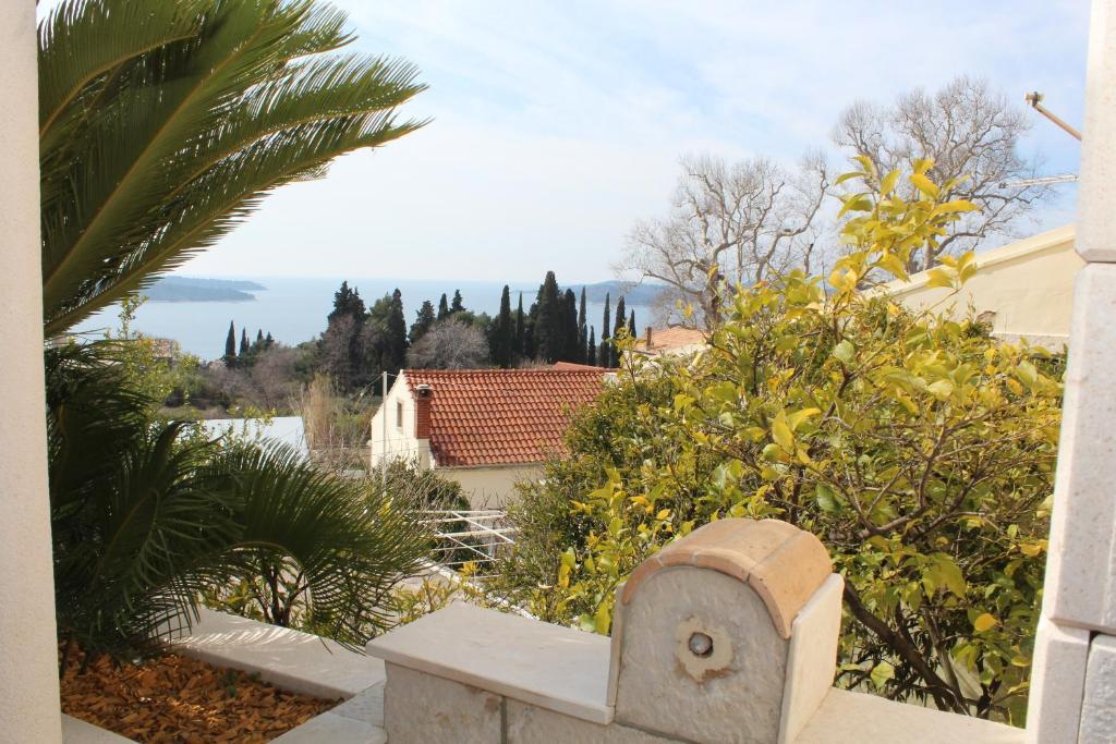 Radovcic Apartments And Rooms Trsteno Εξωτερικό φωτογραφία